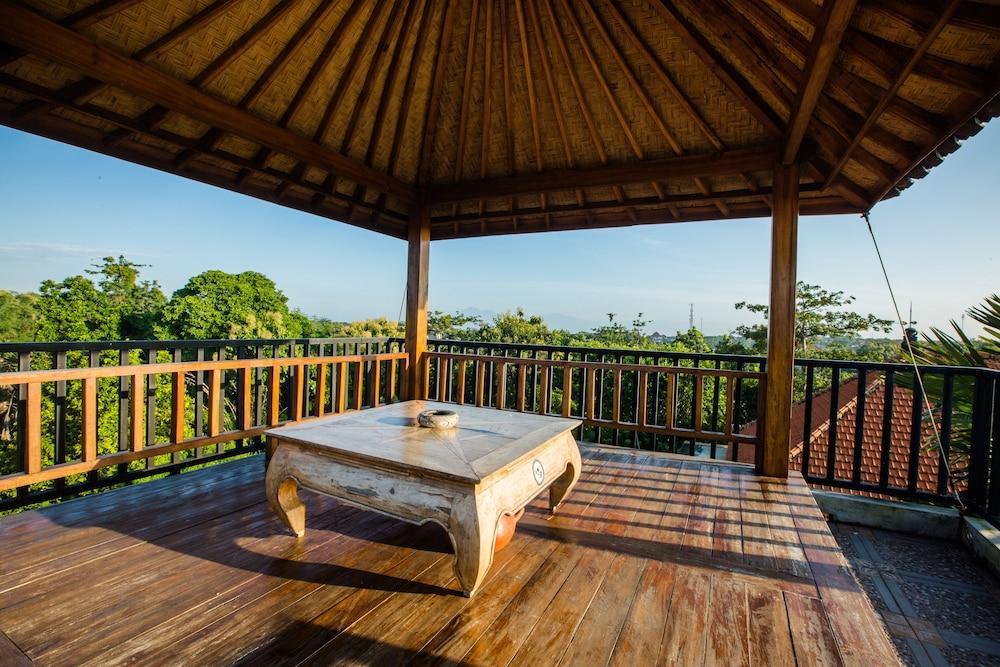U Tube Hotel Uluwatu Kültér fotó